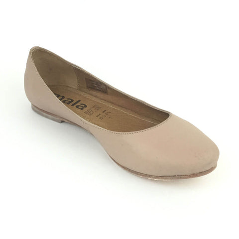 Darby Nude Leather Flats